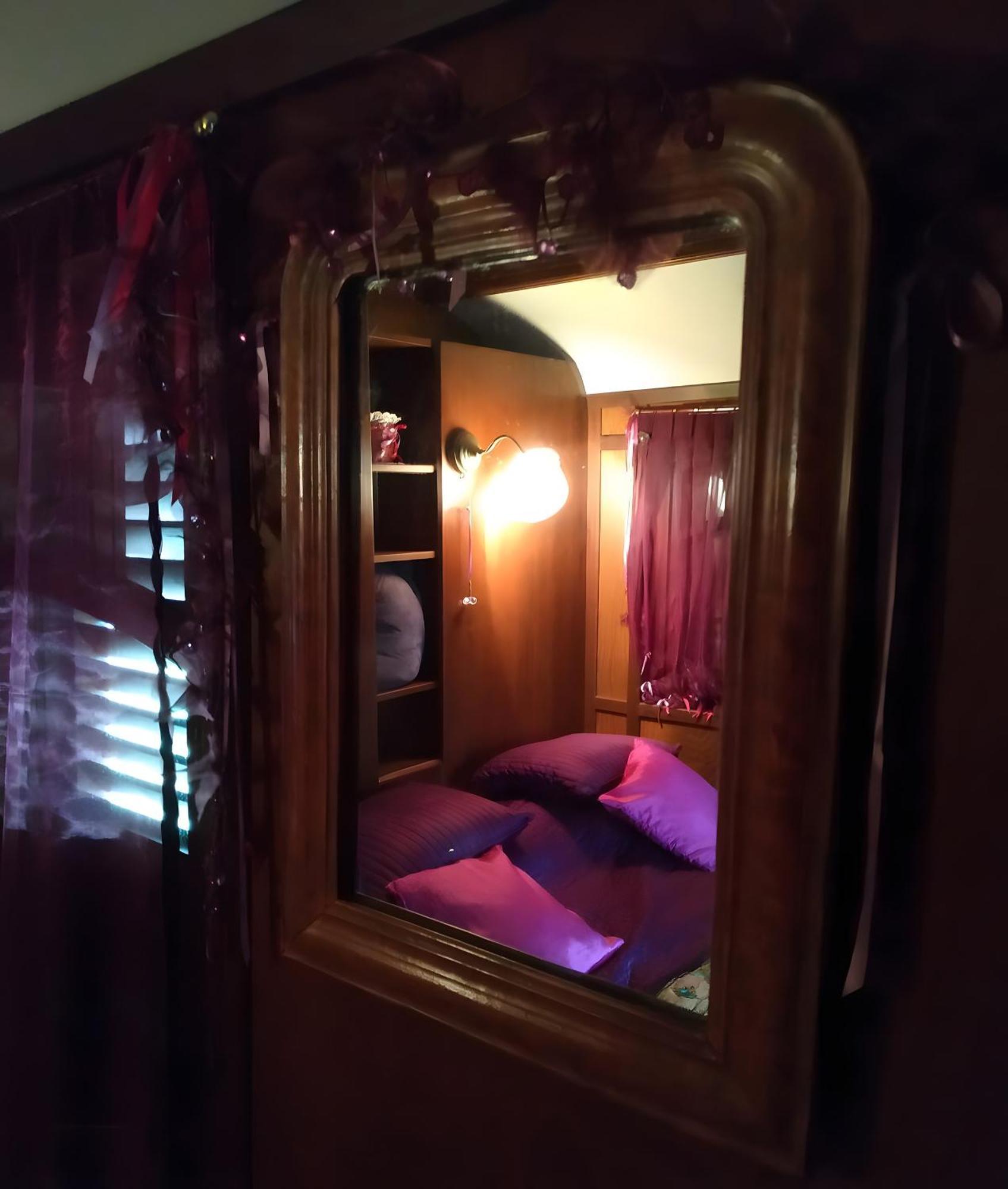 La Roulotte D'Alany Otel Grayan-et-l'Hopital Dış mekan fotoğraf