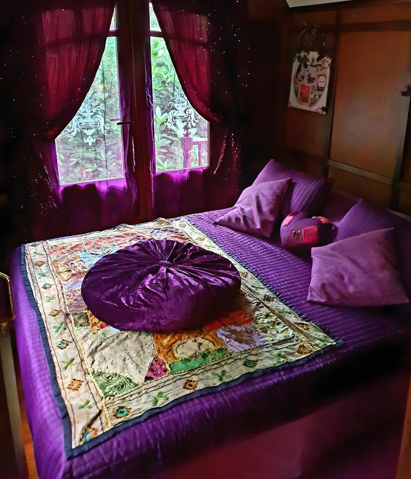La Roulotte D'Alany Otel Grayan-et-l'Hopital Dış mekan fotoğraf